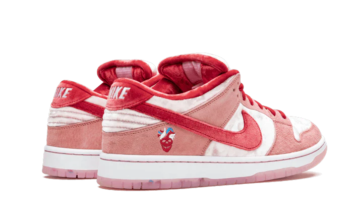 Nike SB Dunk Low StrangeLove